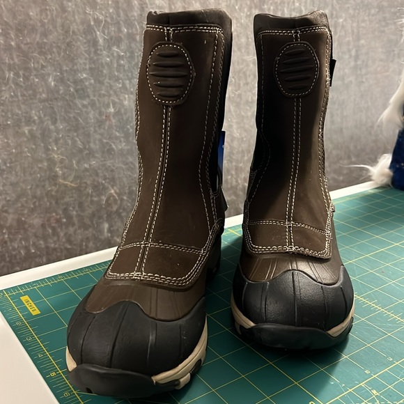 LLBean women’s boots, size 7 - Picture 2 of 9